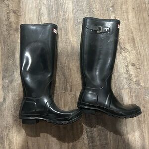 Hunter boots size 8